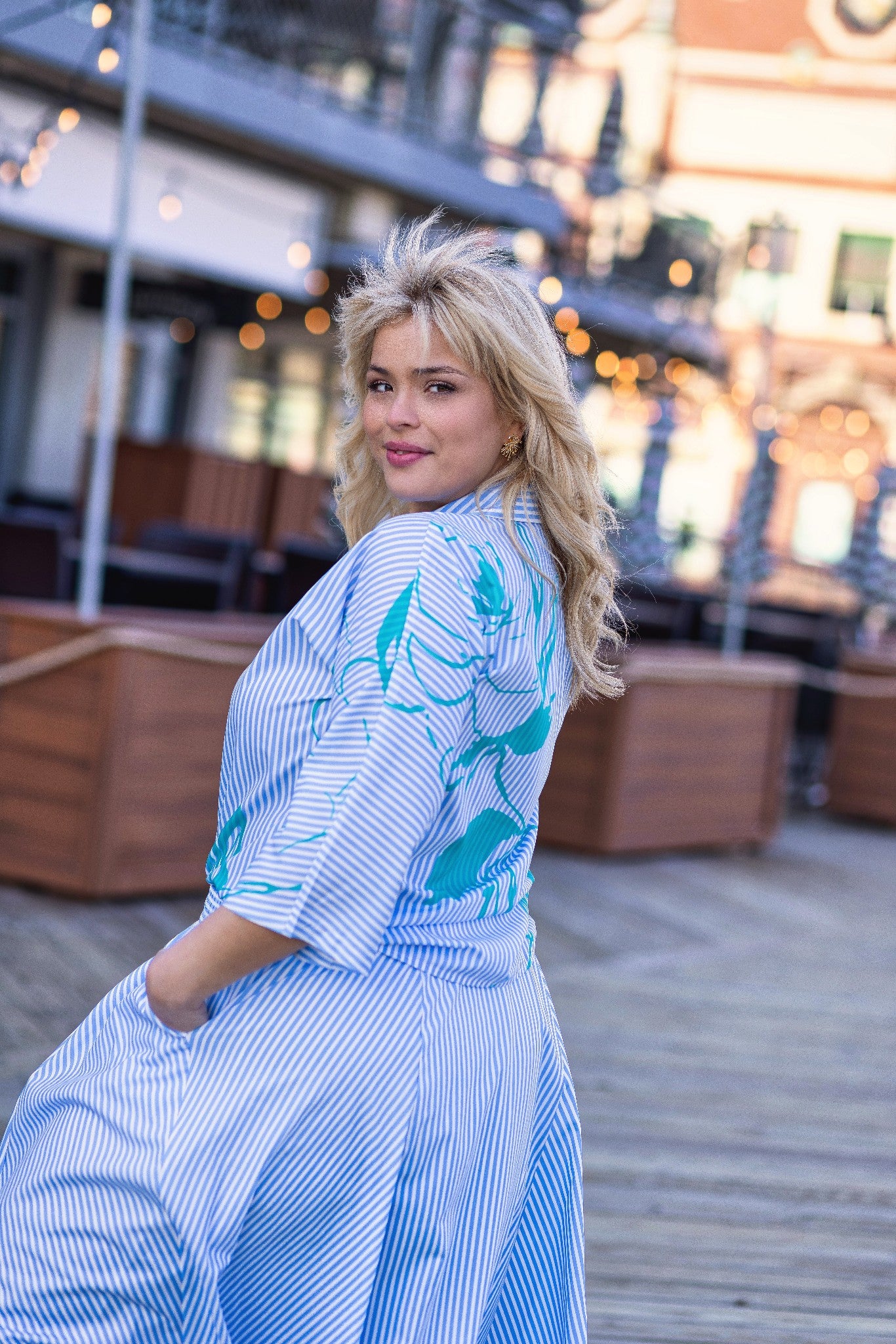 BLUE AND WHITE STRIPE SET